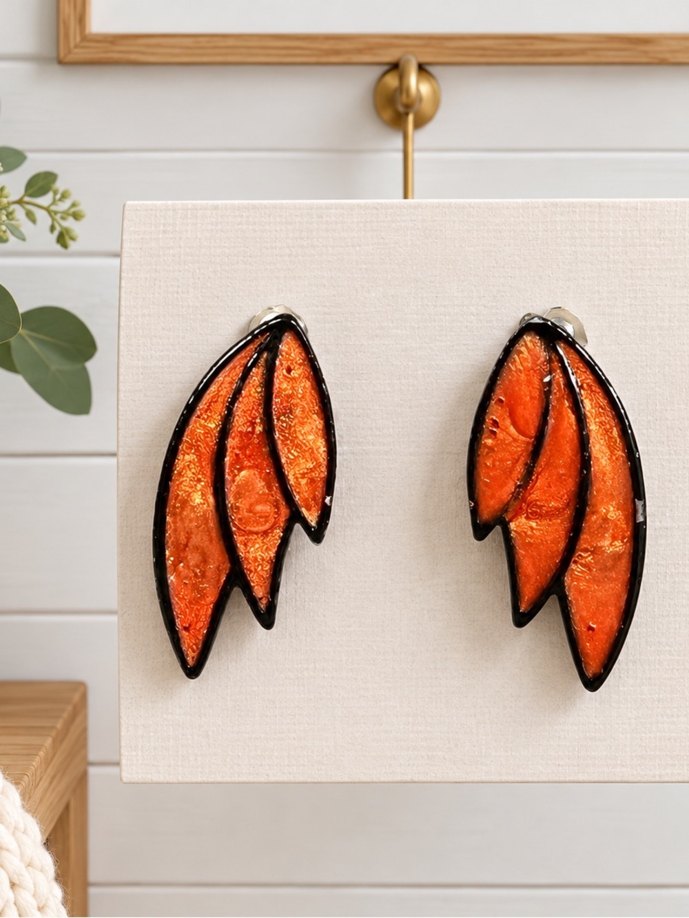 🧡VINTAGE ENAMEL STATEMENT EARRINGS – Orange & Black